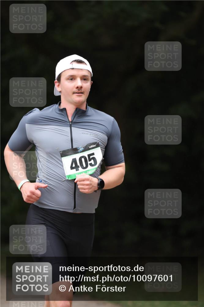 30.08.2026 - Elbe Triathlon Hamburg Antke Förster http://msf.ph/oto/10097601 30.08.2026 10:35:08 Laufen 405 meine-sportfotos.de