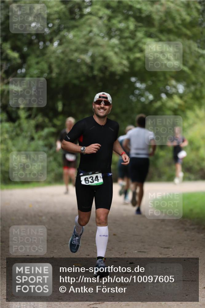 30.08.2026 - Elbe Triathlon Hamburg Antke Förster http://msf.ph/oto/10097605 30.08.2026 10:35:11 Laufen 634, 507 meine-sportfotos.de