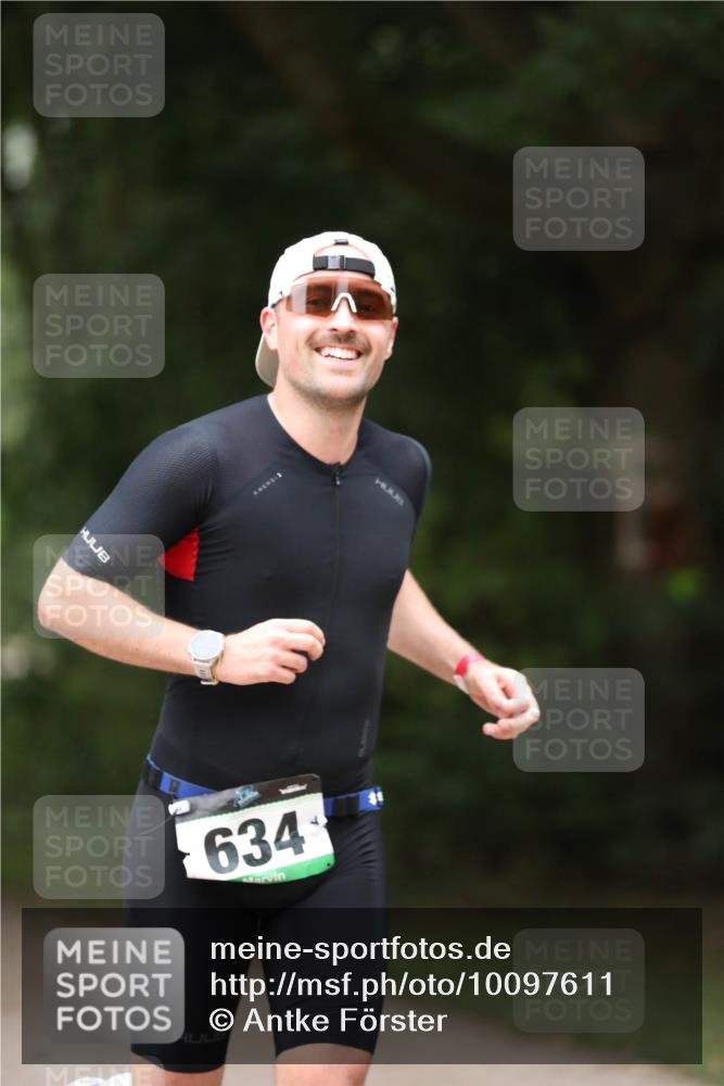30.08.2026 - Elbe Triathlon Hamburg Antke Förster http://msf.ph/oto/10097611 30.08.2026 10:35:13 Laufen 2, 634 meine-sportfotos.de