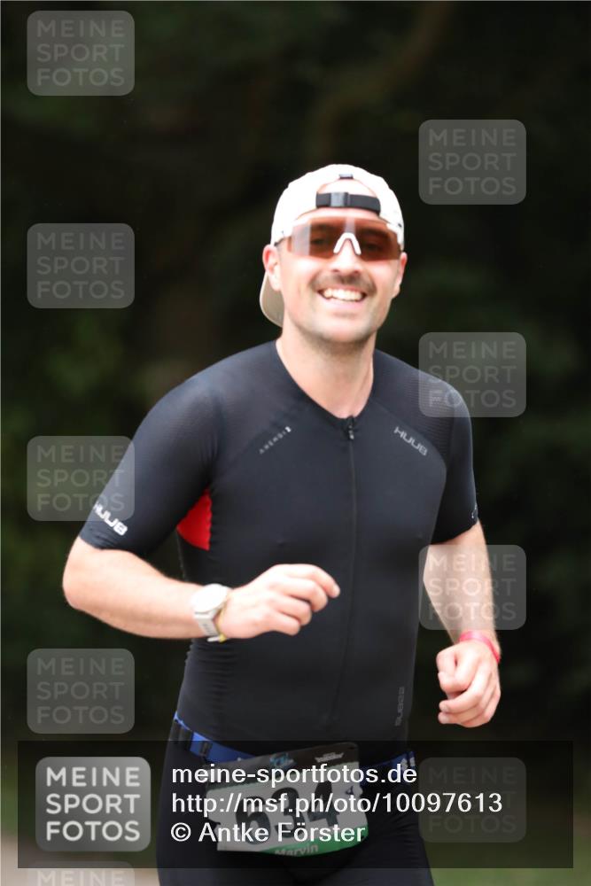 30.08.2026 - Elbe Triathlon Hamburg Antke Förster http://msf.ph/oto/10097613 30.08.2026 10:35:13 Laufen 634 meine-sportfotos.de