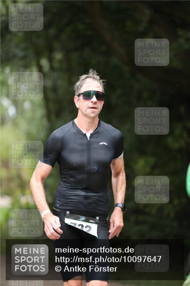 30.08.2026 - Elbe Triathlon Hamburg Antke Förster http://msf.ph/oto/10097647 30.08.2026 10:35:30 Laufen 32 meine-sportfotos.de