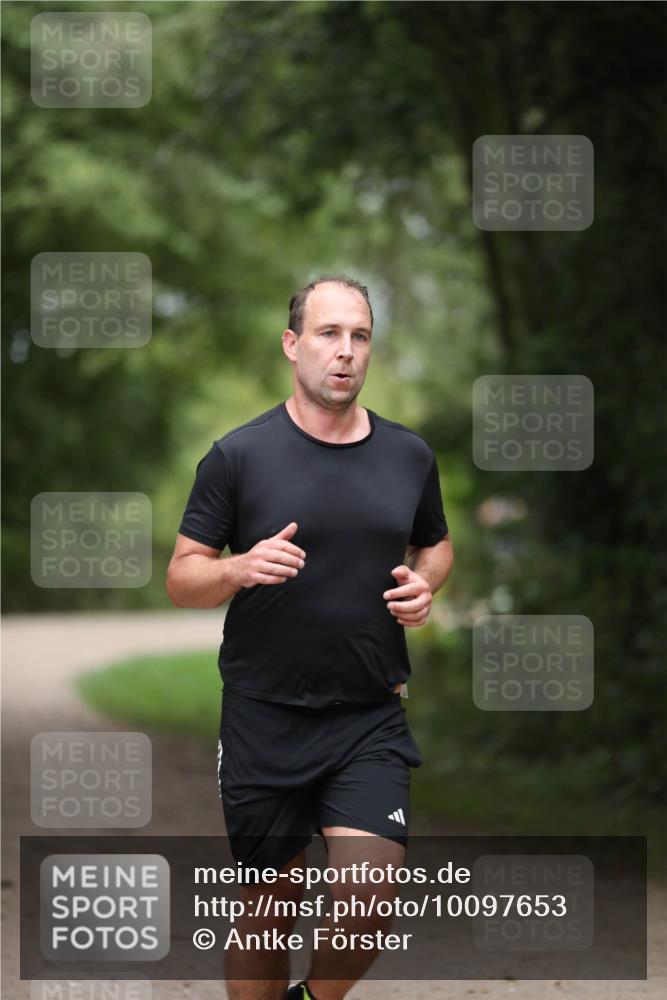30.08.2026 - Elbe Triathlon Hamburg Antke Förster http://msf.ph/oto/10097653 30.08.2026 10:35:34 Laufen  meine-sportfotos.de
