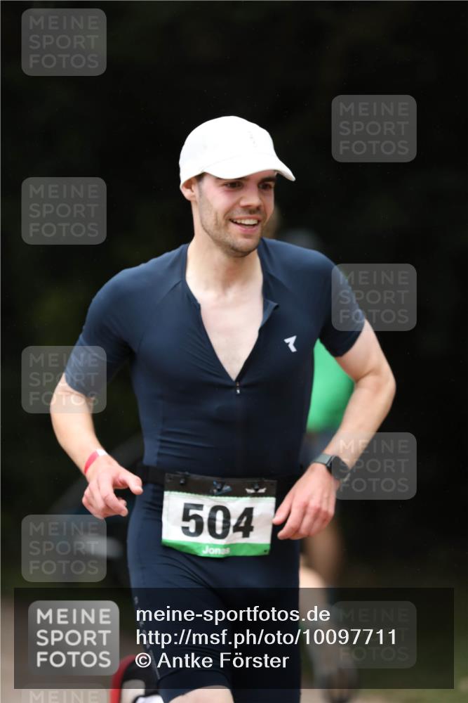 30.08.2026 - Elbe Triathlon Hamburg Antke Förster http://msf.ph/oto/10097711 30.08.2026 10:36:15 Laufen 504 meine-sportfotos.de