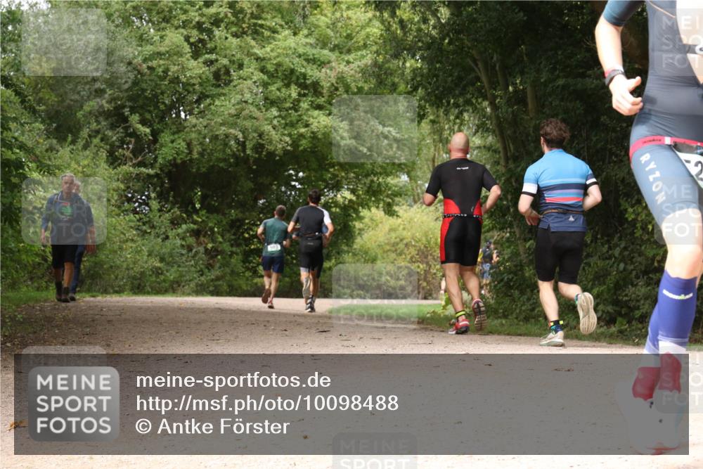 30.08.2026 - Elbe Triathlon Hamburg Antke Förster http://msf.ph/oto/10098488 30.08.2026 10:47:03 Laufen  meine-sportfotos.de
