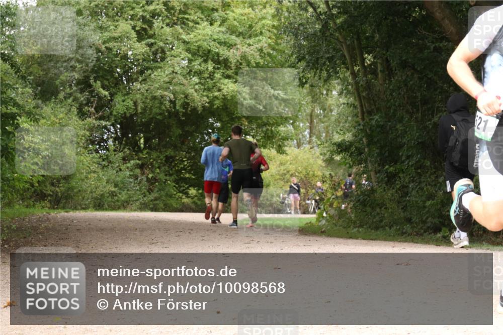 30.08.2026 - Elbe Triathlon Hamburg Antke Förster http://msf.ph/oto/10098568 30.08.2026 10:47:53 Laufen 21 meine-sportfotos.de