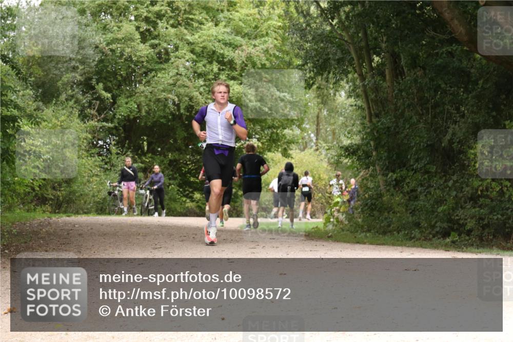 30.08.2026 - Elbe Triathlon Hamburg Antke Förster http://msf.ph/oto/10098572 30.08.2026 10:48:08 Laufen  meine-sportfotos.de