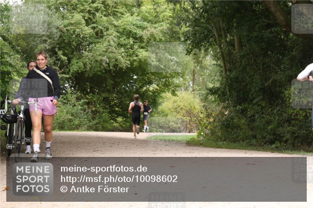 30.08.2026 - Elbe Triathlon Hamburg Antke Förster http://msf.ph/oto/10098602 30.08.2026 10:48:29 Laufen  meine-sportfotos.de