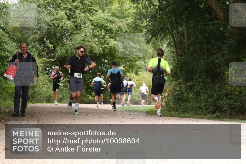 30.08.2026 - Elbe Triathlon Hamburg Antke Förster http://msf.ph/oto/10098604 30.08.2026 10:48:41 Laufen 548 meine-sportfotos.de
