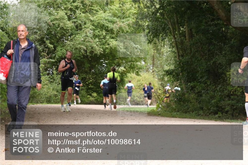 30.08.2026 - Elbe Triathlon Hamburg Antke Förster http://msf.ph/oto/10098614 30.08.2026 10:48:45 Laufen  meine-sportfotos.de