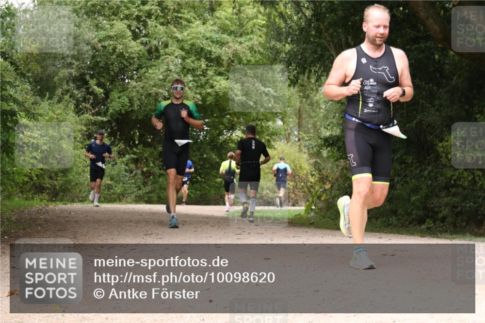 30.08.2026 - Elbe Triathlon Hamburg Antke Förster http://msf.ph/oto/10098620 30.08.2026 10:48:49 Laufen  meine-sportfotos.de