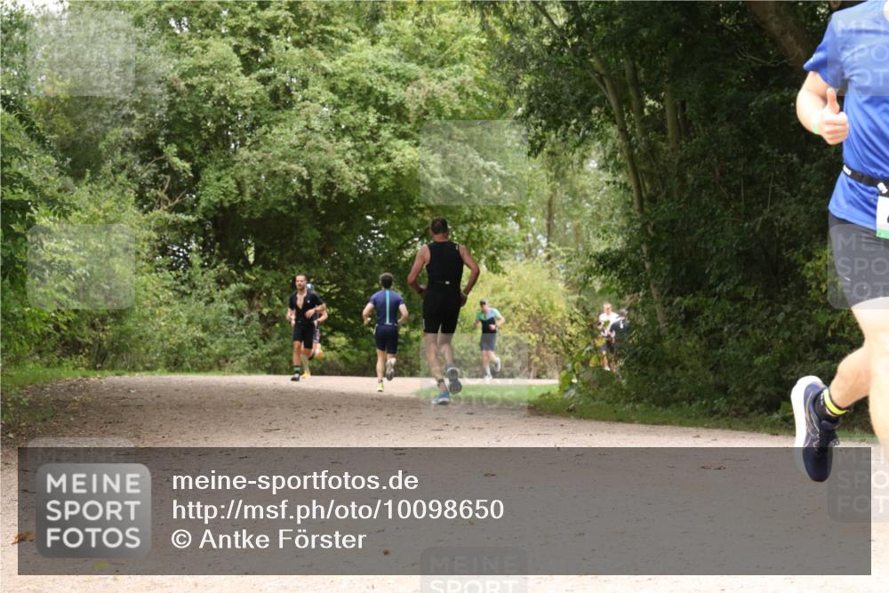 30.08.2026 - Elbe Triathlon Hamburg Antke Förster http://msf.ph/oto/10098650 30.08.2026 10:49:01 Laufen  meine-sportfotos.de