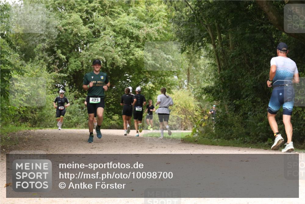 30.08.2026 - Elbe Triathlon Hamburg Antke Förster http://msf.ph/oto/10098700 30.08.2026 10:49:36 Laufen 379, 423, 769 meine-sportfotos.de