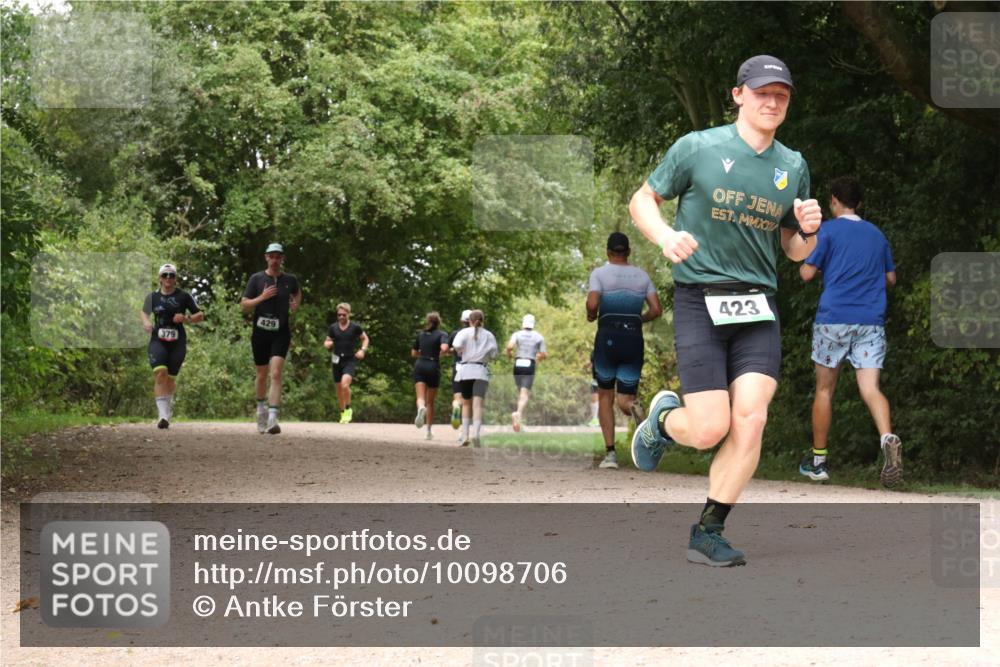 30.08.2026 - Elbe Triathlon Hamburg Antke Förster http://msf.ph/oto/10098706 30.08.2026 10:49:38 Laufen 379, 429, 423 meine-sportfotos.de