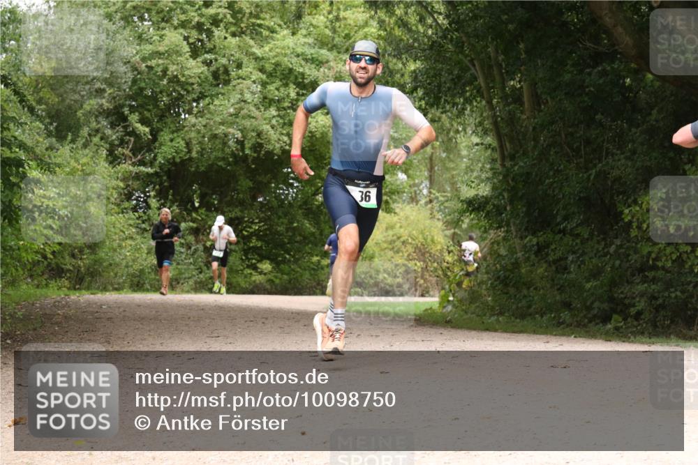 30.08.2026 - Elbe Triathlon Hamburg Antke Förster http://msf.ph/oto/10098750 30.08.2026 10:50:00 Laufen 36 meine-sportfotos.de