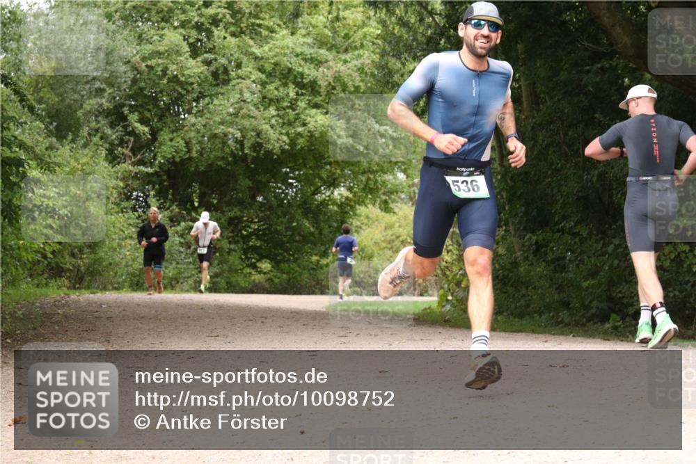 30.08.2026 - Elbe Triathlon Hamburg Antke Förster http://msf.ph/oto/10098752 30.08.2026 10:50:00 Laufen 536 meine-sportfotos.de