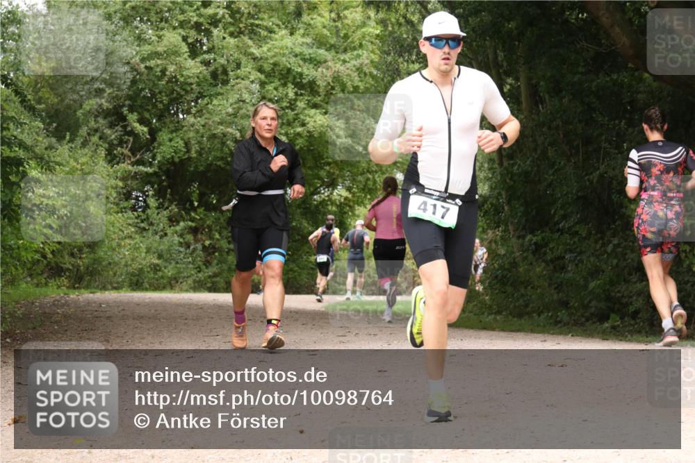 30.08.2026 - Elbe Triathlon Hamburg Antke Förster http://msf.ph/oto/10098764 30.08.2026 10:50:10 Laufen 417 meine-sportfotos.de