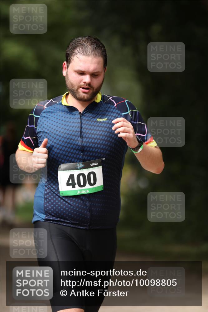 30.08.2026 - Elbe Triathlon Hamburg Antke Förster http://msf.ph/oto/10098805 30.08.2026 10:47:25 Laufen 400 meine-sportfotos.de