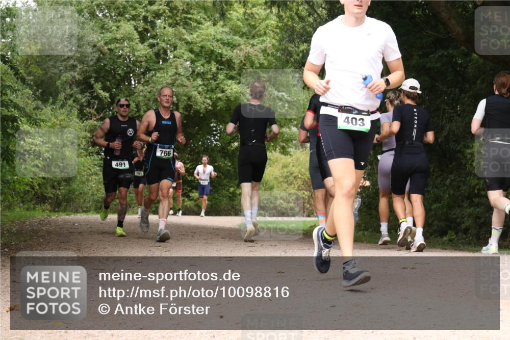 30.08.2026 - Elbe Triathlon Hamburg Antke Förster http://msf.ph/oto/10098816 30.08.2026 10:50:43 Laufen 491, 791, 766, 403 meine-sportfotos.de