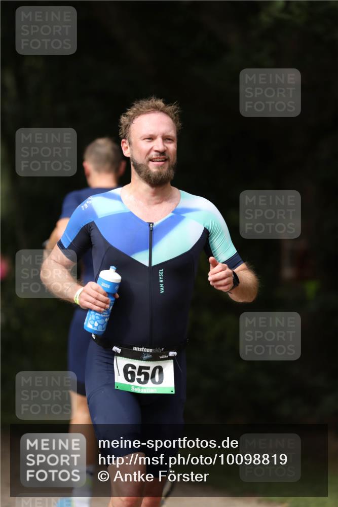 30.08.2026 - Elbe Triathlon Hamburg Antke Förster http://msf.ph/oto/10098819 30.08.2026 10:47:31 Laufen 2026, 650 meine-sportfotos.de