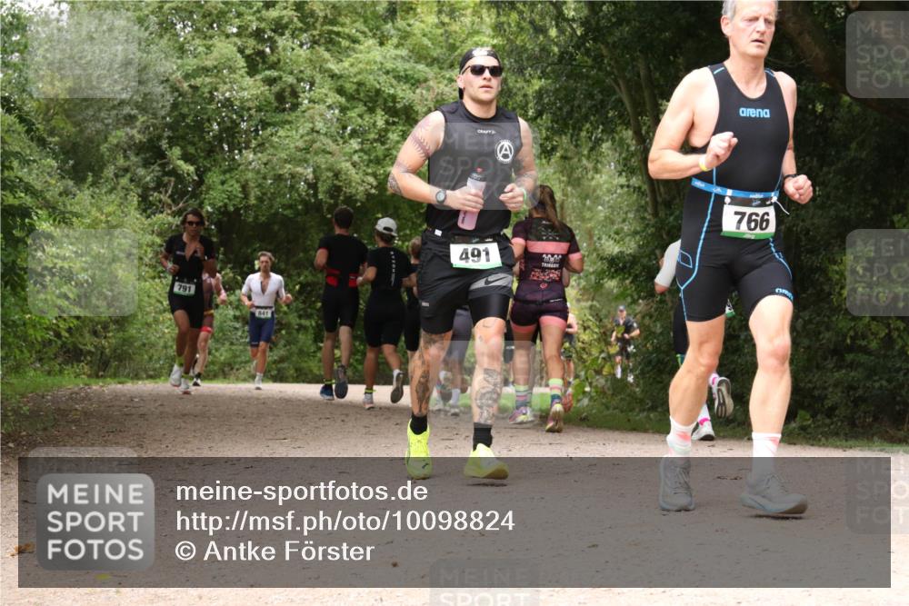 30.08.2026 - Elbe Triathlon Hamburg Antke Förster http://msf.ph/oto/10098824 30.08.2026 10:50:45 Laufen 791, 841, 491, 766 meine-sportfotos.de