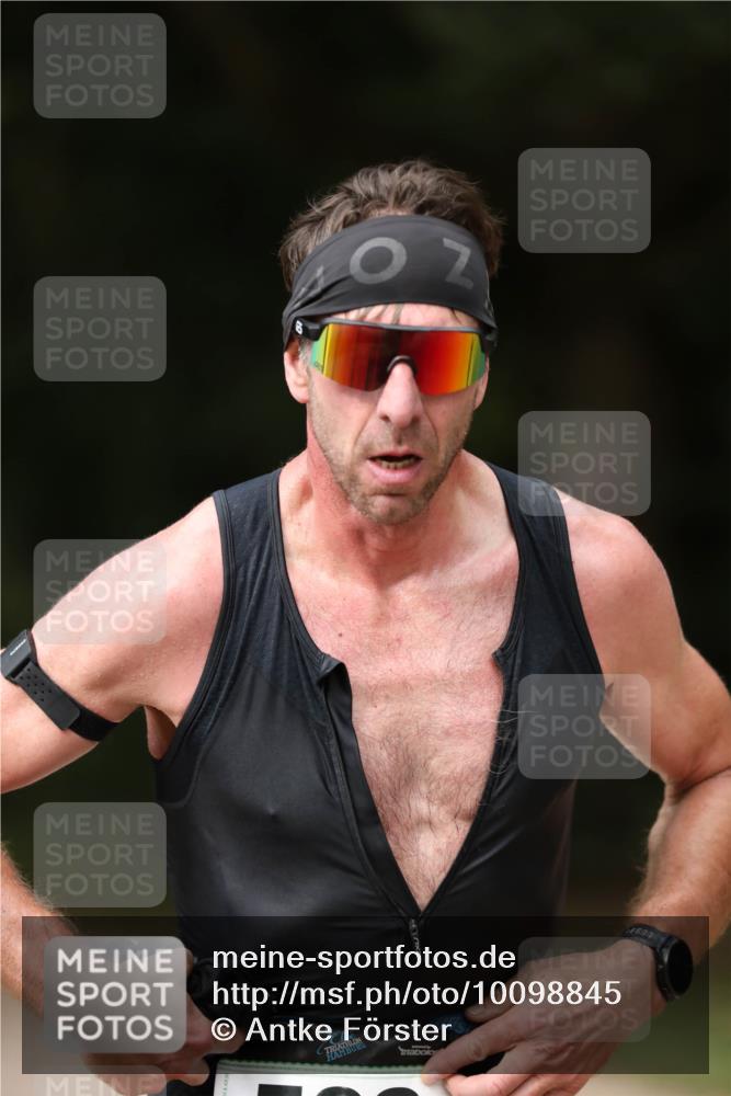 30.08.2026 - Elbe Triathlon Hamburg Antke Förster http://msf.ph/oto/10098845 30.08.2026 10:47:42 Laufen  meine-sportfotos.de