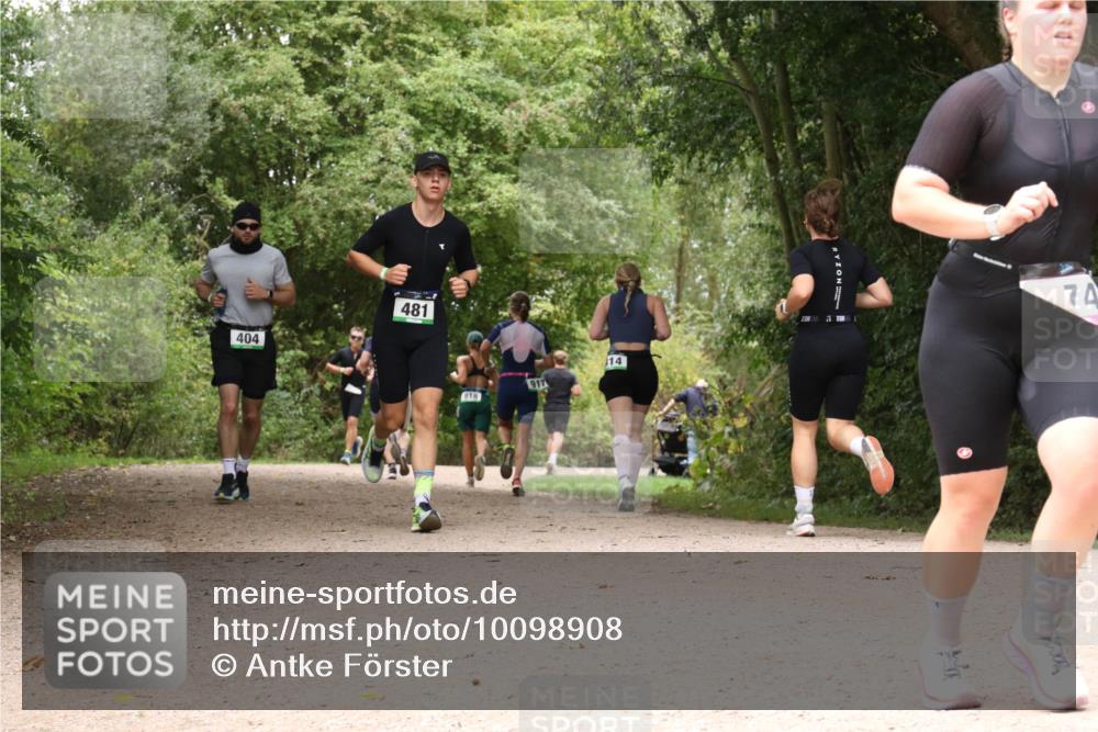 30.08.2026 - Elbe Triathlon Hamburg Antke Förster http://msf.ph/oto/10098908 30.08.2026 10:51:48 Laufen 404, 481, 818, 917, 14, 1, 74 meine-sportfotos.de