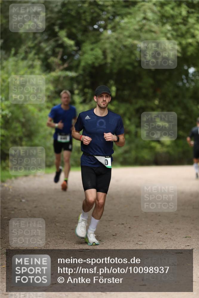 30.08.2026 - Elbe Triathlon Hamburg Antke Förster http://msf.ph/oto/10098937 30.08.2026 10:48:55 Laufen 0 meine-sportfotos.de