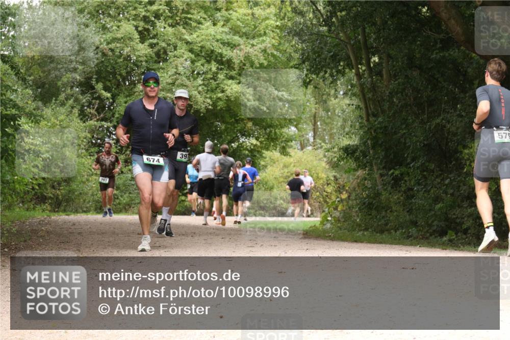 30.08.2026 - Elbe Triathlon Hamburg Antke Förster http://msf.ph/oto/10098996 30.08.2026 10:52:50 Laufen 703, 674, 391, 579 meine-sportfotos.de