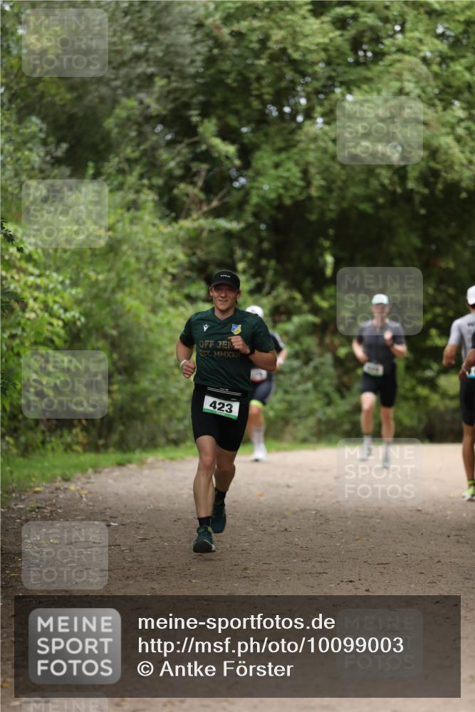 30.08.2026 - Elbe Triathlon Hamburg Antke Förster http://msf.ph/oto/10099003 30.08.2026 10:49:36 Laufen 423 meine-sportfotos.de