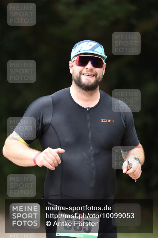 30.08.2026 - Elbe Triathlon Hamburg Antke Förster http://msf.ph/oto/10099053 30.08.2026 10:49:58 Laufen 3, 585 meine-sportfotos.de