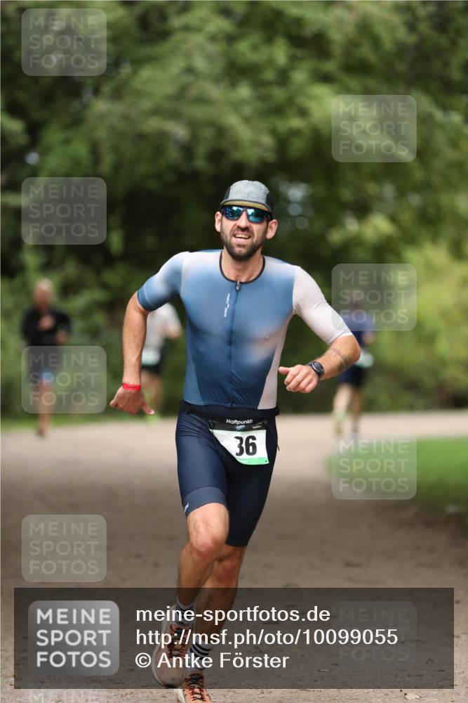 30.08.2026 - Elbe Triathlon Hamburg Antke Förster http://msf.ph/oto/10099055 30.08.2026 10:50:00 Laufen 36 meine-sportfotos.de