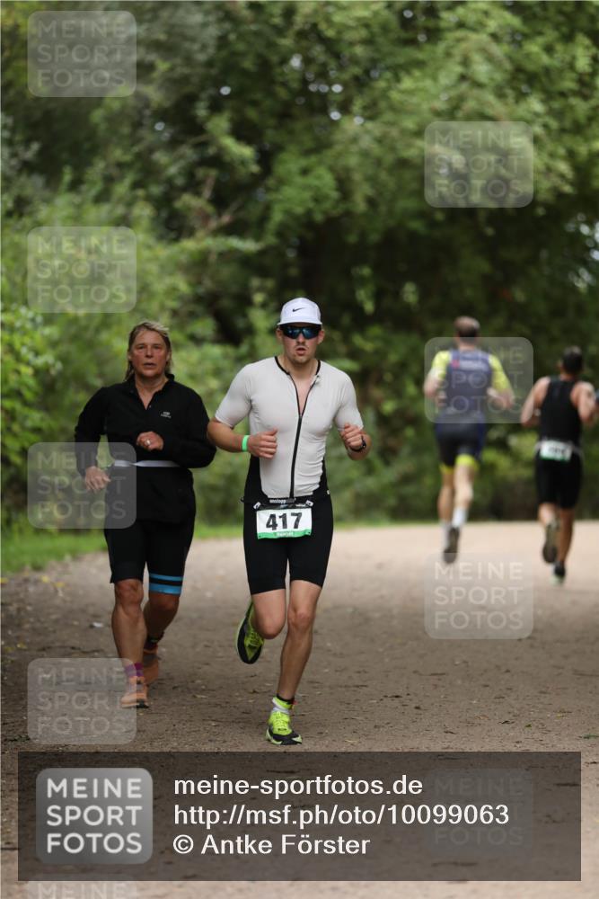 30.08.2026 - Elbe Triathlon Hamburg Antke Förster http://msf.ph/oto/10099063 30.08.2026 10:50:08 Laufen 417 meine-sportfotos.de