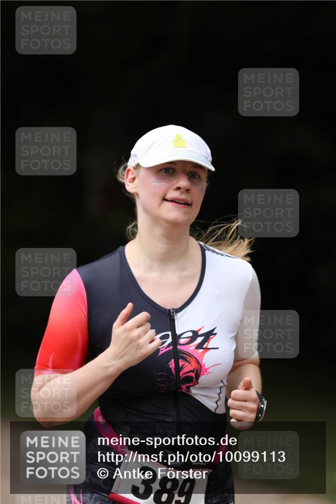 30.08.2026 - Elbe Triathlon Hamburg Antke Förster http://msf.ph/oto/10099113 30.08.2026 10:50:38 Laufen 08, 10, 2, 201, 389 meine-sportfotos.de