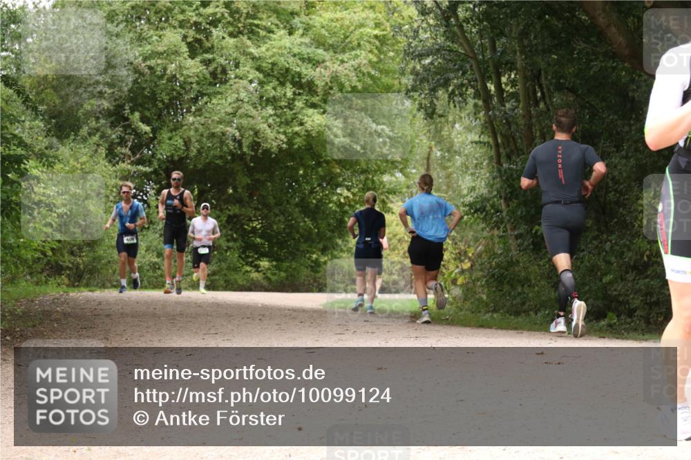30.08.2026 - Elbe Triathlon Hamburg Antke Förster http://msf.ph/oto/10099124 30.08.2026 10:54:08 Laufen  meine-sportfotos.de