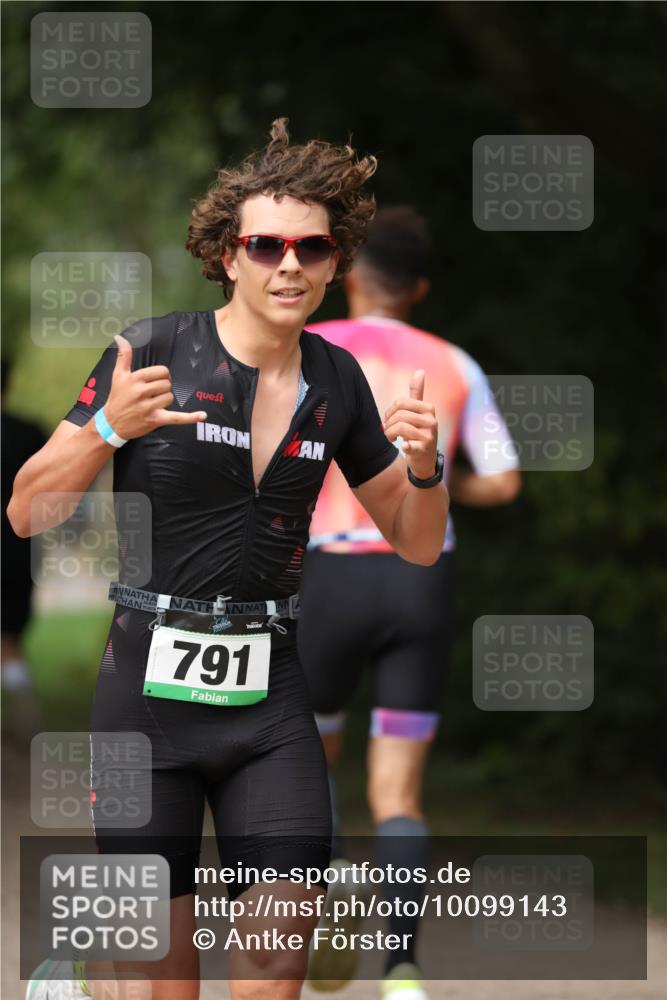 30.08.2026 - Elbe Triathlon Hamburg Antke Förster http://msf.ph/oto/10099143 30.08.2026 10:50:51 Laufen 791 meine-sportfotos.de