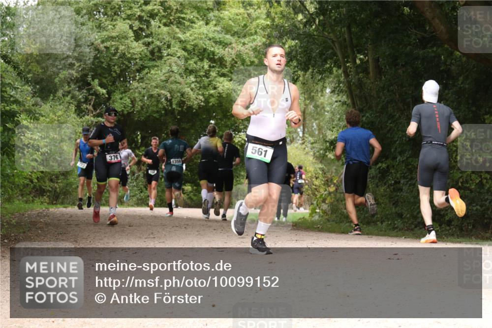 30.08.2026 - Elbe Triathlon Hamburg Antke Förster http://msf.ph/oto/10099152 30.08.2026 10:54:35 Laufen 376, 1359, 561 meine-sportfotos.de