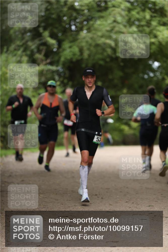 30.08.2026 - Elbe Triathlon Hamburg Antke Förster http://msf.ph/oto/10099157 30.08.2026 10:50:58 Laufen 53 meine-sportfotos.de