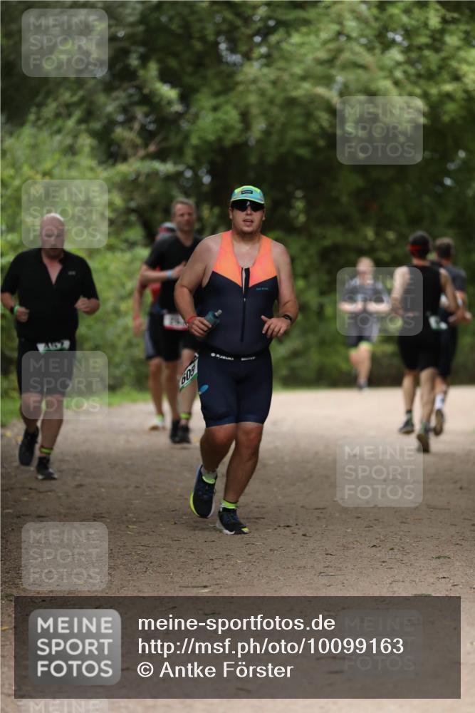 30.08.2026 - Elbe Triathlon Hamburg Antke Förster http://msf.ph/oto/10099163 30.08.2026 10:51:00 Laufen 509 meine-sportfotos.de