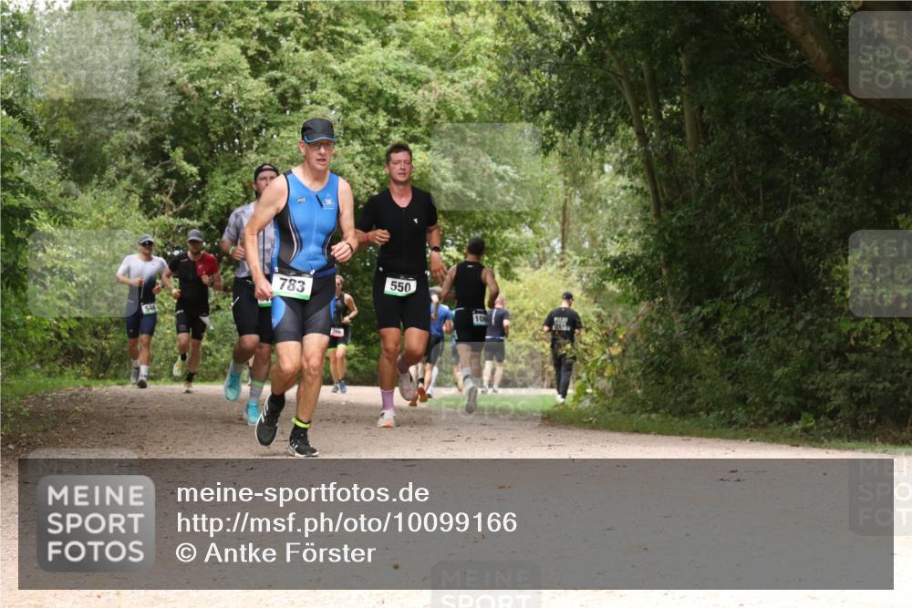 30.08.2026 - Elbe Triathlon Hamburg Antke Förster http://msf.ph/oto/10099166 30.08.2026 10:54:41 Laufen 783, 550, 108 meine-sportfotos.de