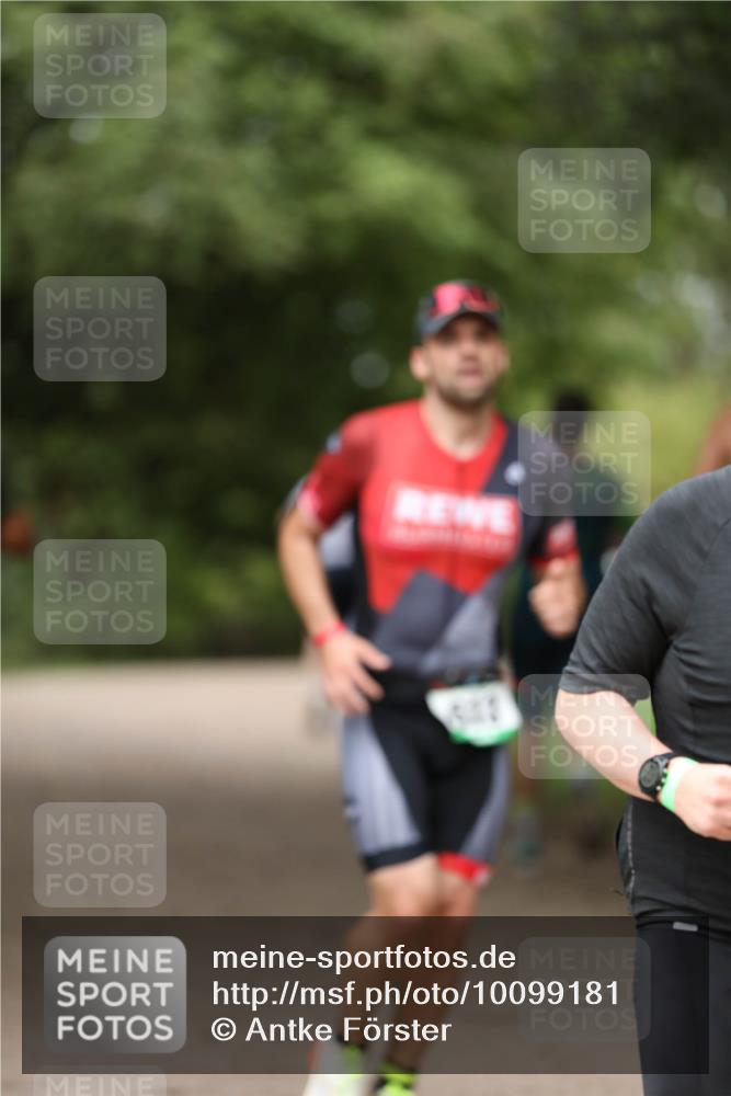 30.08.2026 - Elbe Triathlon Hamburg Antke Förster http://msf.ph/oto/10099181 30.08.2026 10:51:06 Laufen  meine-sportfotos.de