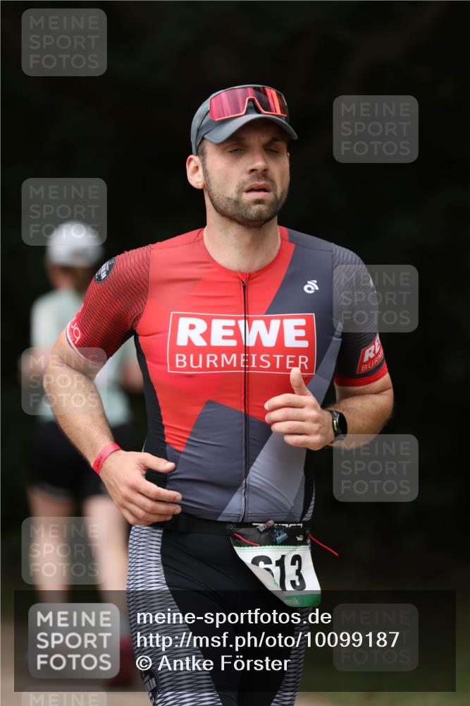 30.08.2026 - Elbe Triathlon Hamburg Antke Förster http://msf.ph/oto/10099187 30.08.2026 10:51:08 Laufen 13 meine-sportfotos.de