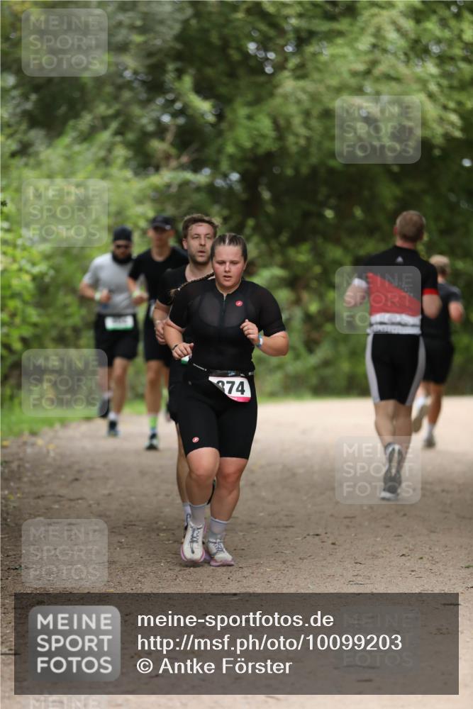 30.08.2026 - Elbe Triathlon Hamburg Antke Förster http://msf.ph/oto/10099203 30.08.2026 10:51:46 Laufen 74 meine-sportfotos.de