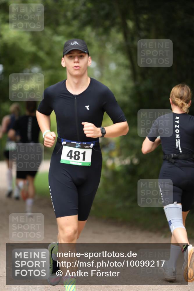 30.08.2026 - Elbe Triathlon Hamburg Antke Förster http://msf.ph/oto/10099217 30.08.2026 10:51:51 Laufen 481 meine-sportfotos.de
