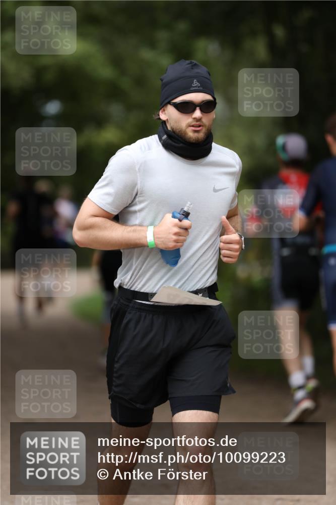 30.08.2026 - Elbe Triathlon Hamburg Antke Förster http://msf.ph/oto/10099223 30.08.2026 10:51:54 Laufen  meine-sportfotos.de