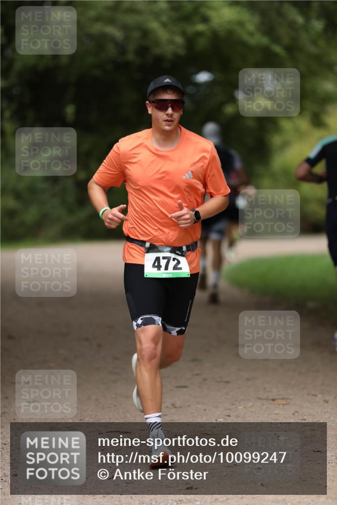 30.08.2026 - Elbe Triathlon Hamburg Antke Förster http://msf.ph/oto/10099247 30.08.2026 10:52:13 Laufen 472 meine-sportfotos.de