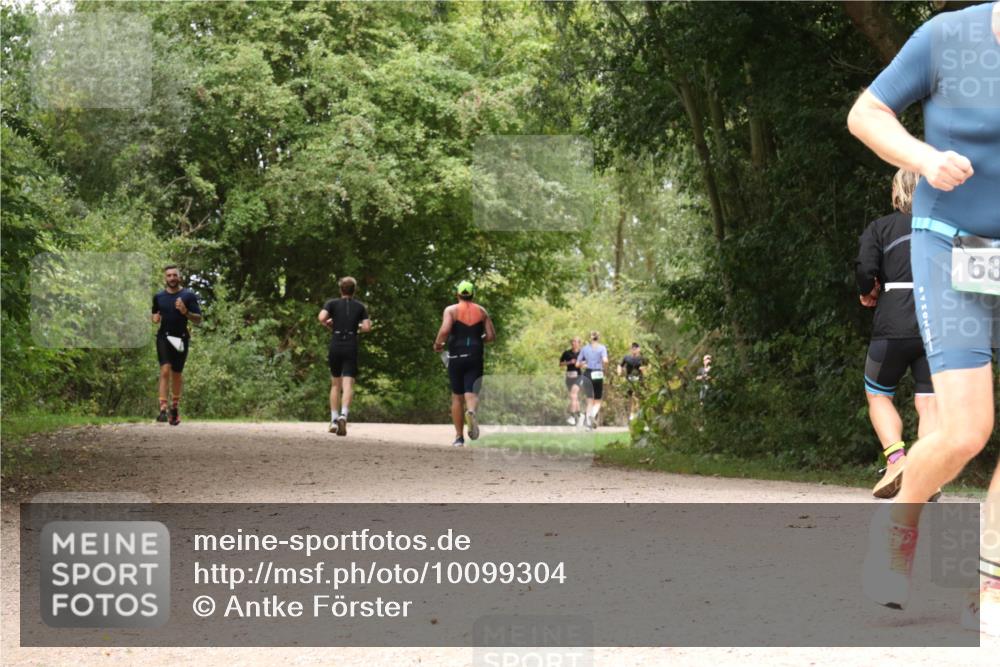 30.08.2026 - Elbe Triathlon Hamburg Antke Förster http://msf.ph/oto/10099304 30.08.2026 10:56:37 Laufen 89 meine-sportfotos.de