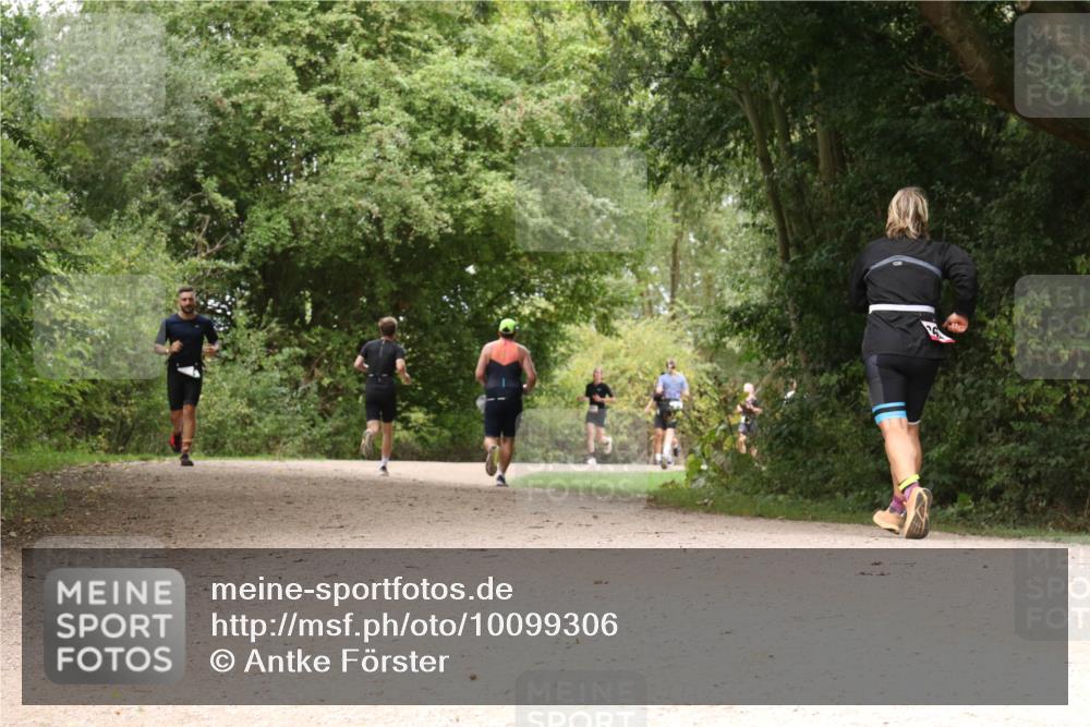 30.08.2026 - Elbe Triathlon Hamburg Antke Förster http://msf.ph/oto/10099306 30.08.2026 10:56:37 Laufen  meine-sportfotos.de