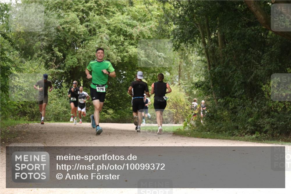 30.08.2026 - Elbe Triathlon Hamburg Antke Förster http://msf.ph/oto/10099372 30.08.2026 10:57:25 Laufen 576 meine-sportfotos.de