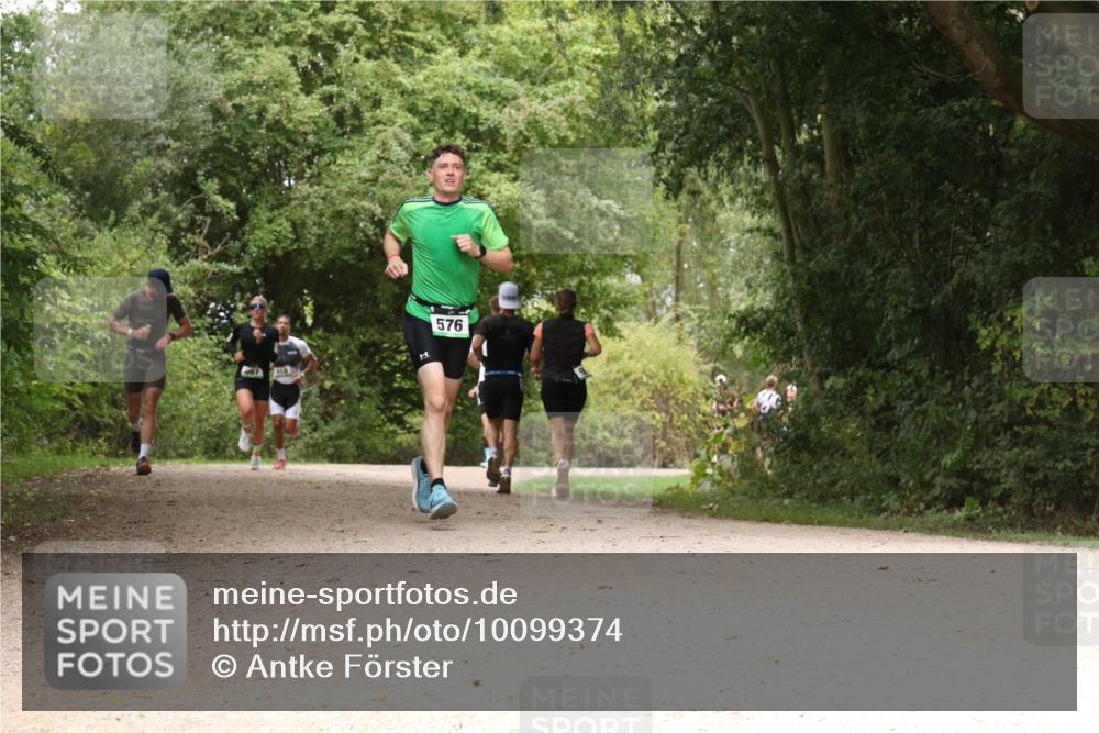 30.08.2026 - Elbe Triathlon Hamburg Antke Förster http://msf.ph/oto/10099374 30.08.2026 10:57:26 Laufen 576 meine-sportfotos.de