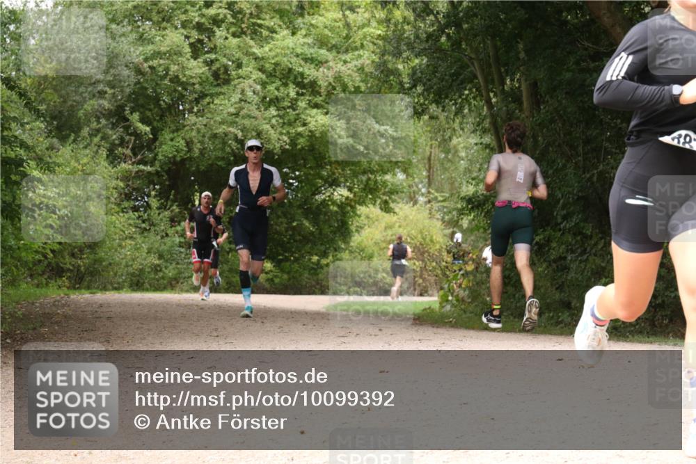 30.08.2026 - Elbe Triathlon Hamburg Antke Förster http://msf.ph/oto/10099392 30.08.2026 10:57:34 Laufen  meine-sportfotos.de